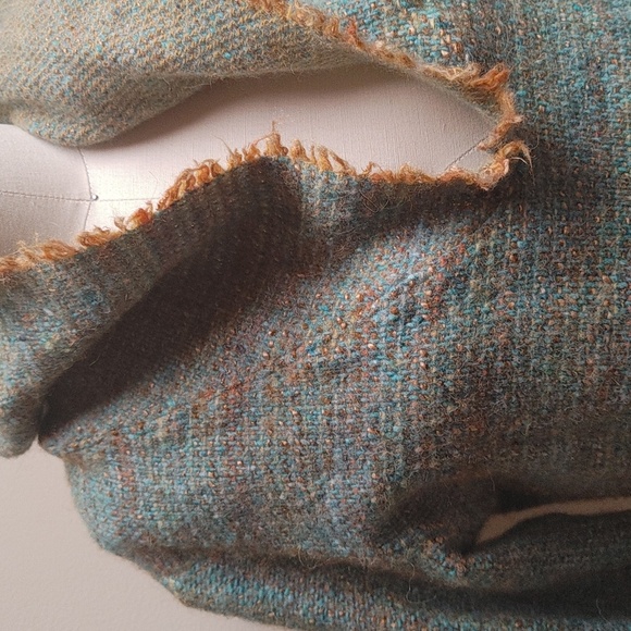 OOAK Handwoven Wool Hoodie Turquoise & Gold - Picture 11 of 17